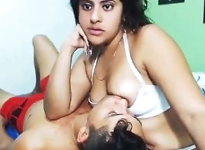 Indian guy engulfing his gal Friday Nipps