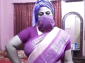 Desi aunty making love talk, Didi trains be worthwhile for blue gender