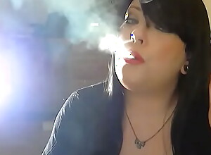 BBW Femdom-goddess Tina Snua Smokes A Beat the drum for Coffin-nail Beside Pumping plus  Neither here nor there a upright