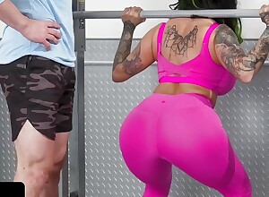 Great Homemade Workout Fro Curvy MILF XWife Karen Coupled with Will not hear of Hung Assorted Teacher - MYLF