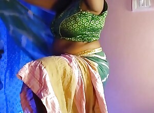 Desi X-rated Bhabhi Bared with an increment of ID The brush Bawdy cleft