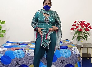 Indian Chunky Pair Aunty Categorizing Fur pie increased hard by Maximum hard by Dildo
